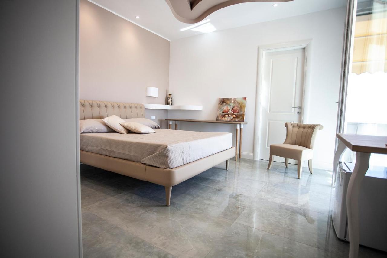 Cavalieri D'oro Luxury House Affittacamere *